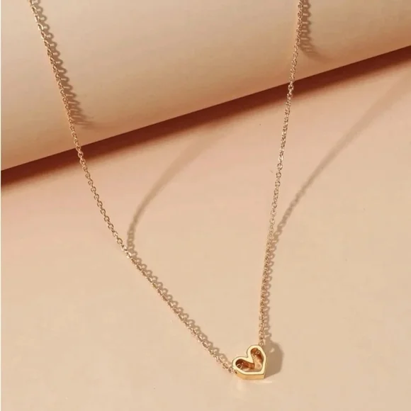 ⚠️Clearance Yellow Gold Heart Charm Necklace SS - Picture 2 of 4